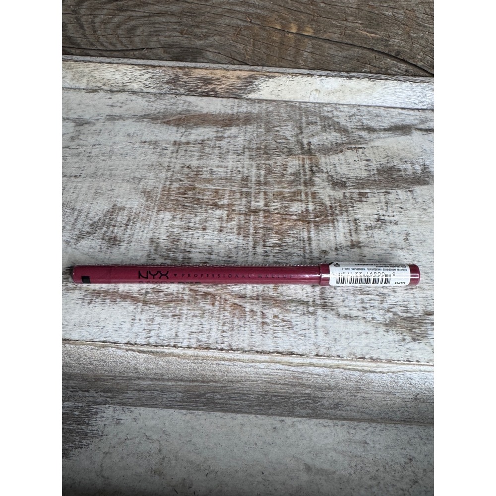 NYX Line Loud Vegan Longwear Matte Lip Liner Pencil Goal Getter